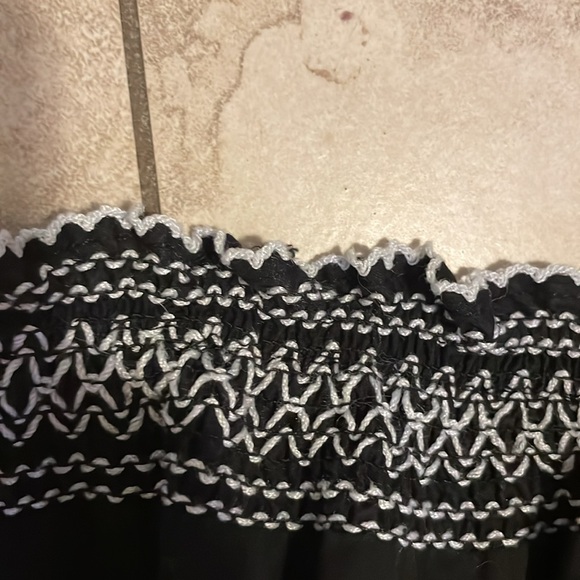 Guess strapless dress - Picture 3 of 6